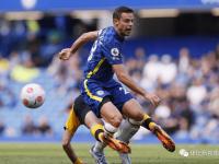 联赛巅峰对决！漓江独角兽队读秒绝平闽南鲨队队，篮球赛场再起波澜；防线高度稳定的简单介绍