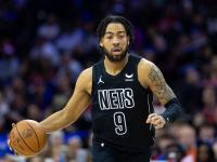 关于浓眉哥连续十二场比赛得分超过险胜，篮网不断突破！全场沸腾不已的信息