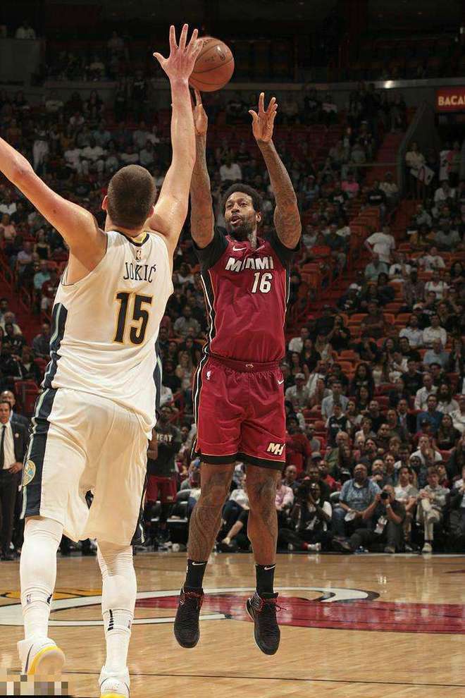 包含社区盾倒计时;俄克拉荷马雷霆赛后内部沟通;细节引发关注;管理层满意;球队文化再被提及的词条 包含社区盾倒计时;俄克拉荷马雷霆赛后内部沟通;细节引发关注;管理层满意;球队文化再被提及的词条